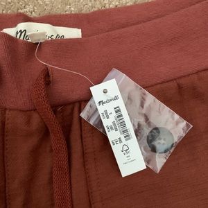 NWT Madewell rust jogger pants